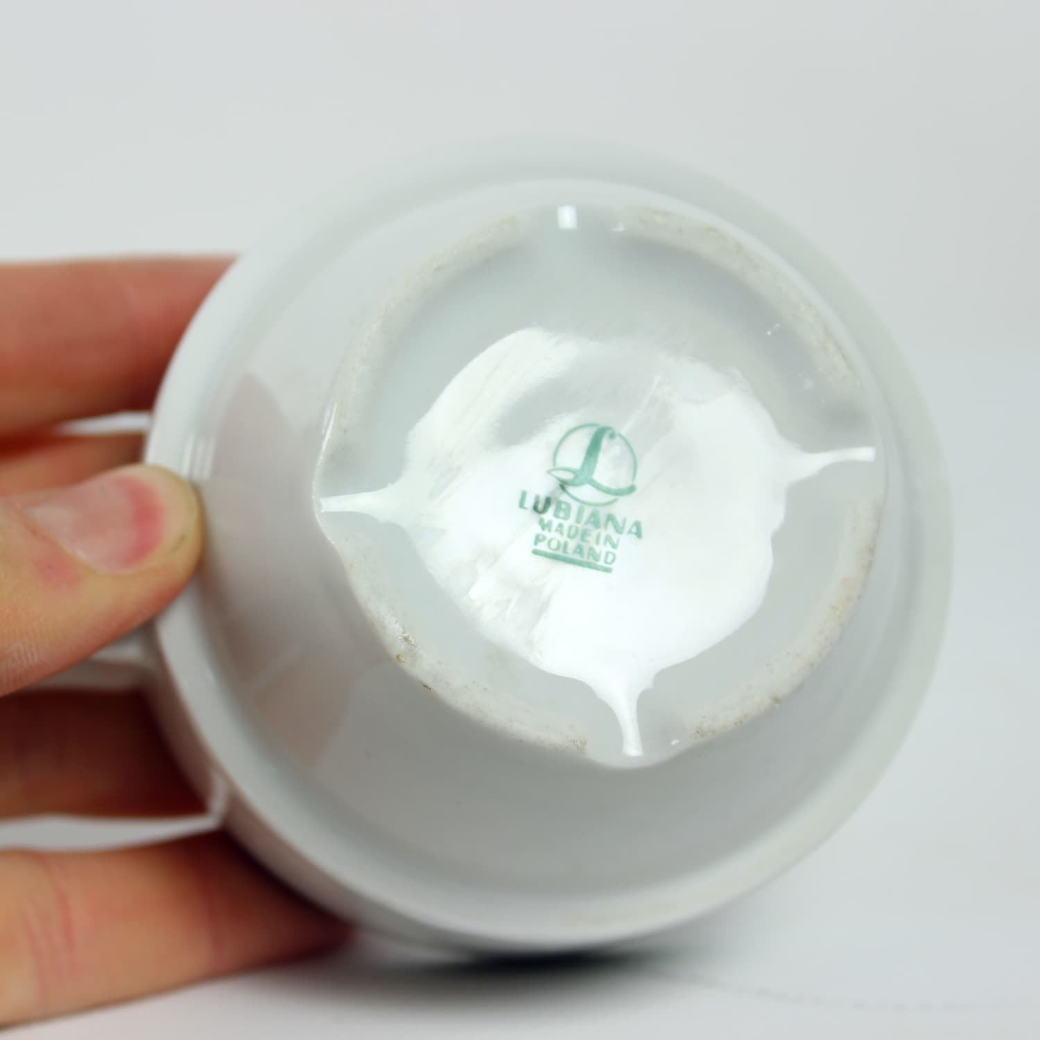 Zestaw filiżanek, biały z zielonym rantem, porcelana, Lubiana, Polska, lata 60. - 123781