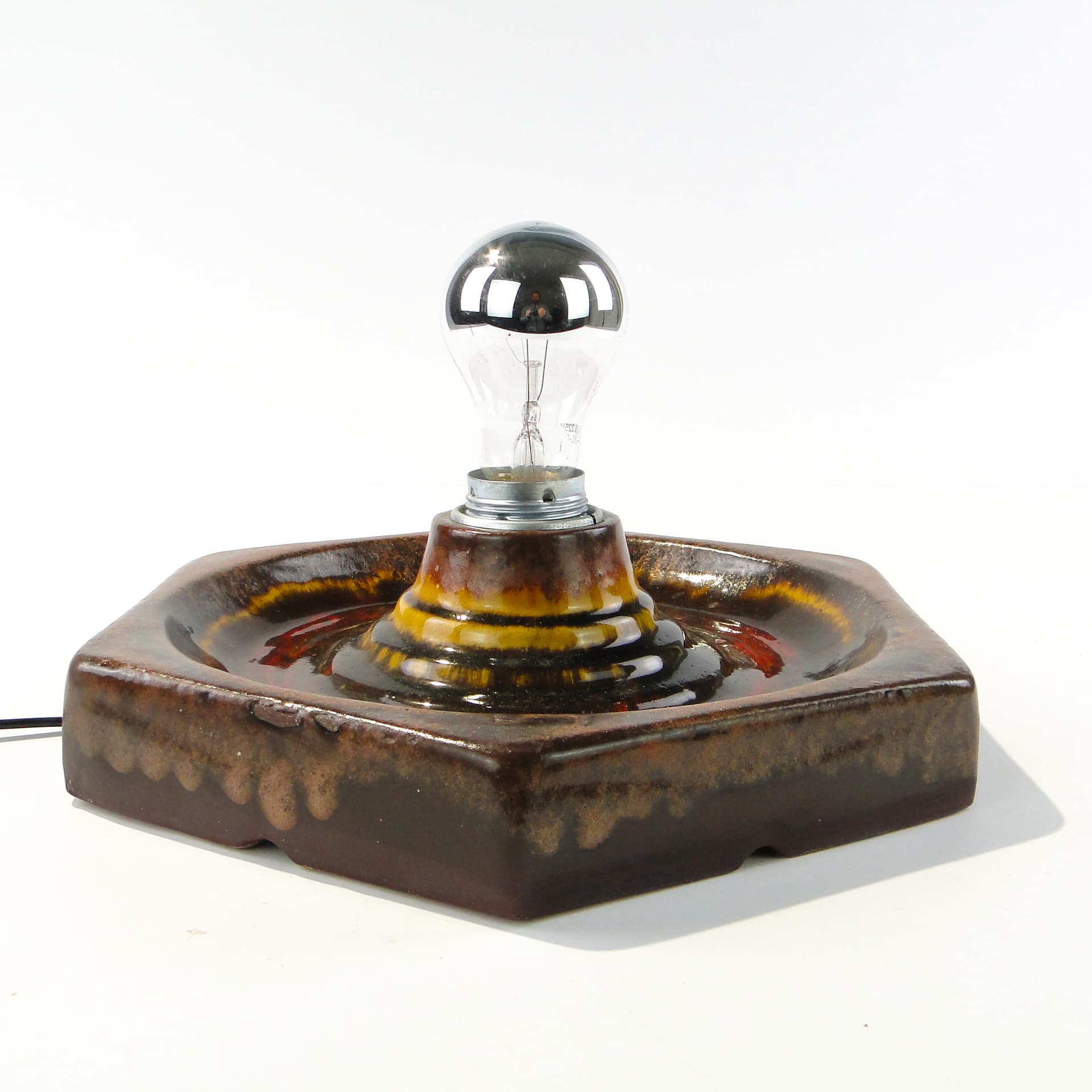 Kinkiet kaflowy czerwono- brązowy ceramika glazurowana Mid-Century - 123952