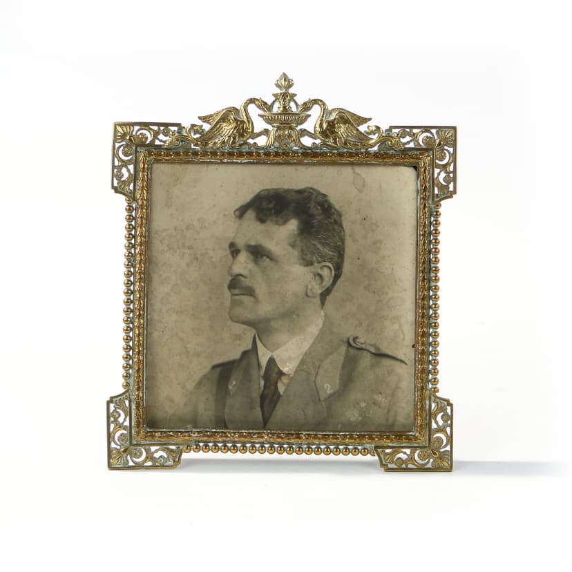 Ramka na zdjęcie z łabędziami, Francja ok 1880 r.