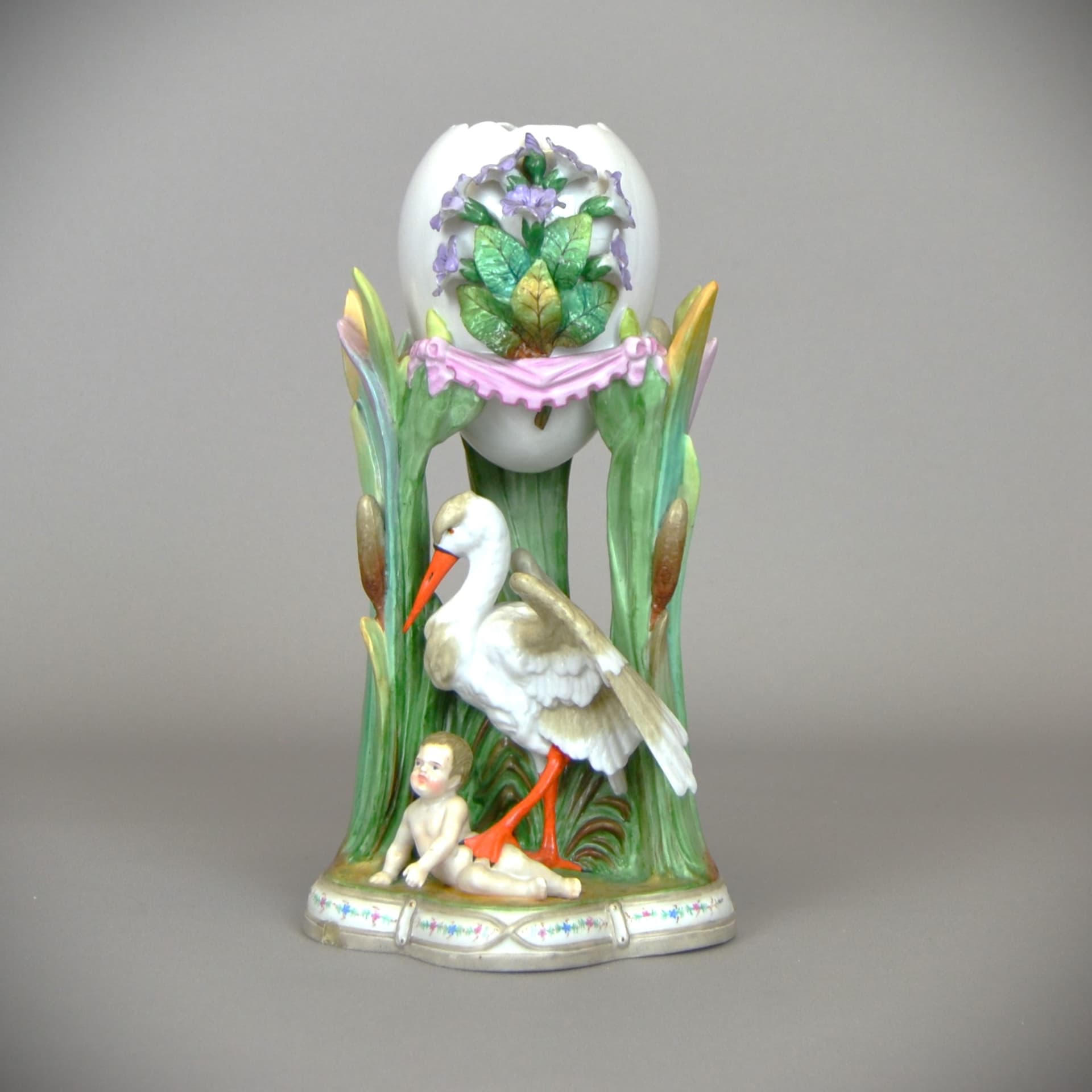 Vase Art Nouveau, white porcelain, KPM, Germany, early 20th c. - 1007