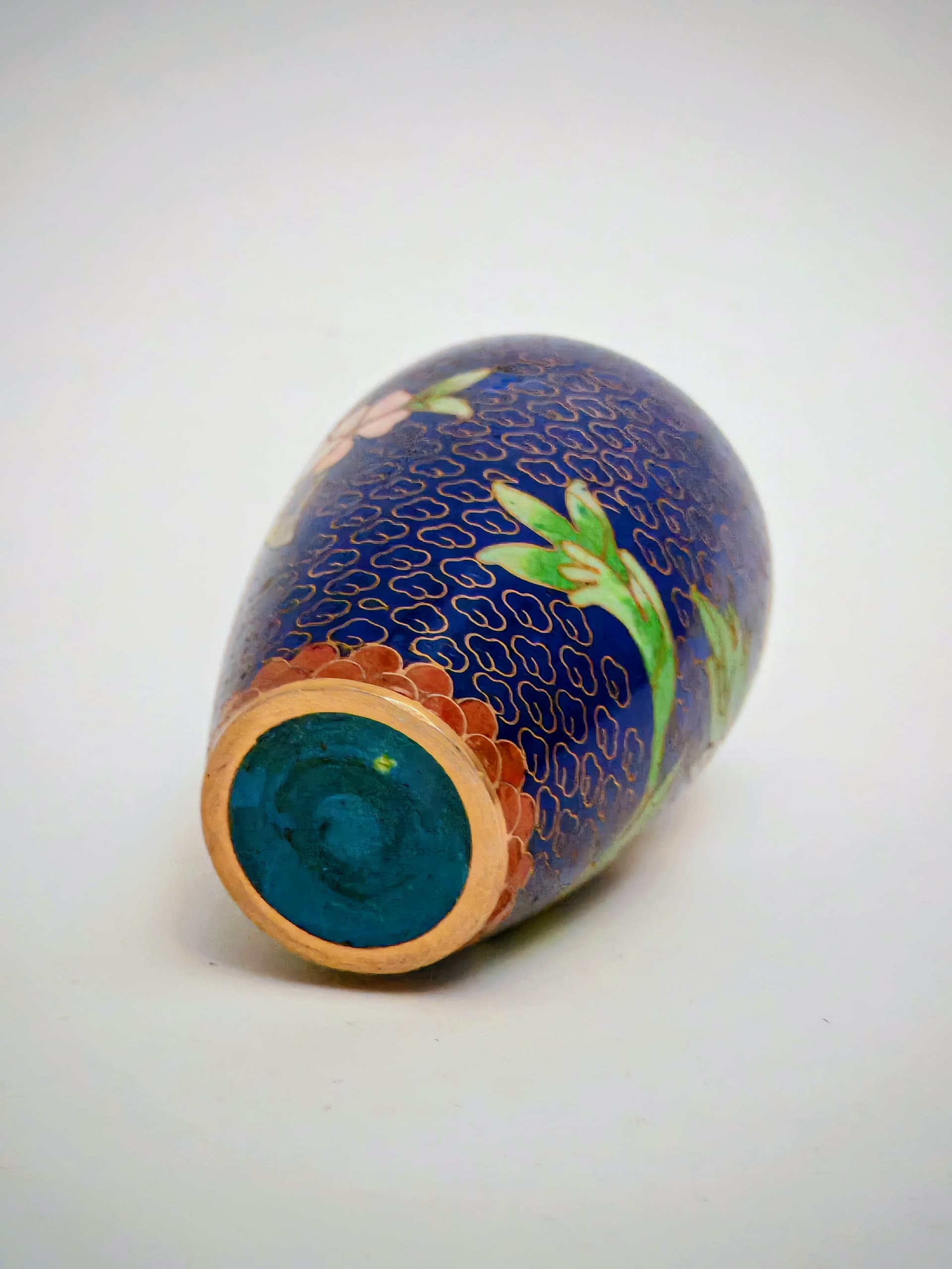 Wazonik cloisonné, niebieski, Chiny, lata 50. - 124028