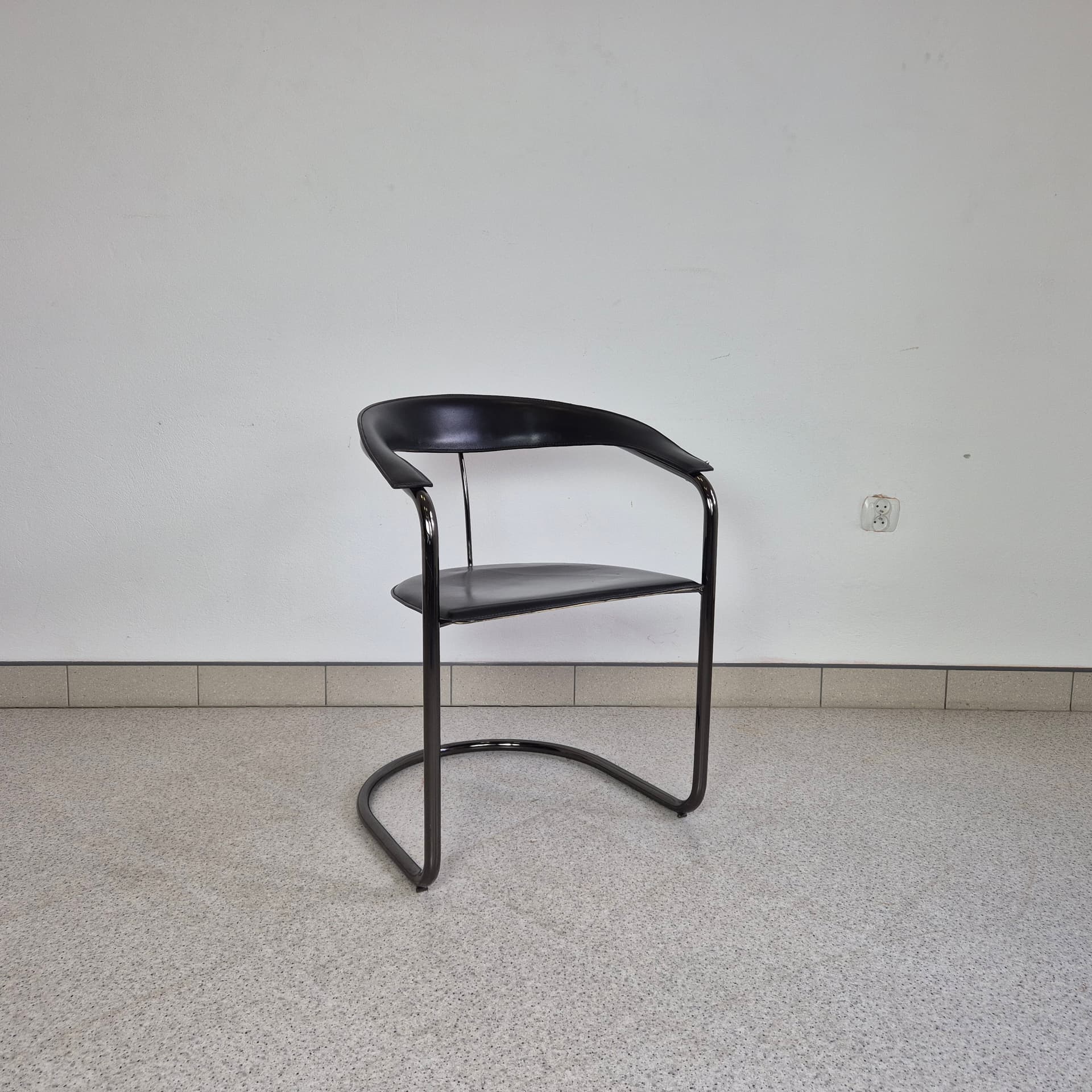 Chair Canasta, black leather, black metal, Arrben, Italy, 1970s. - 125011