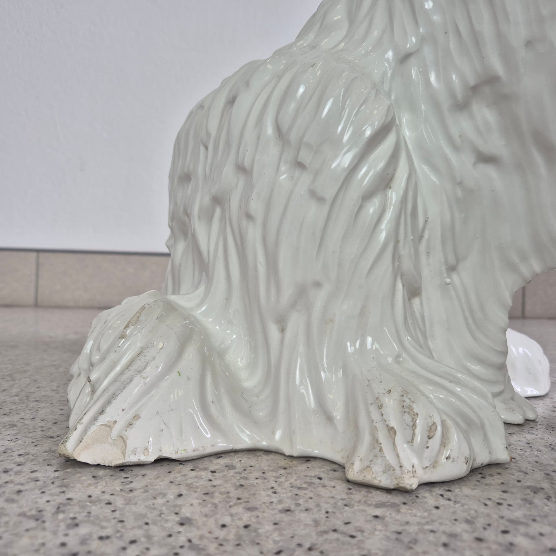 Afghan Hound Figurine, ivory white ceramic, Italy, 1970s. - 125159