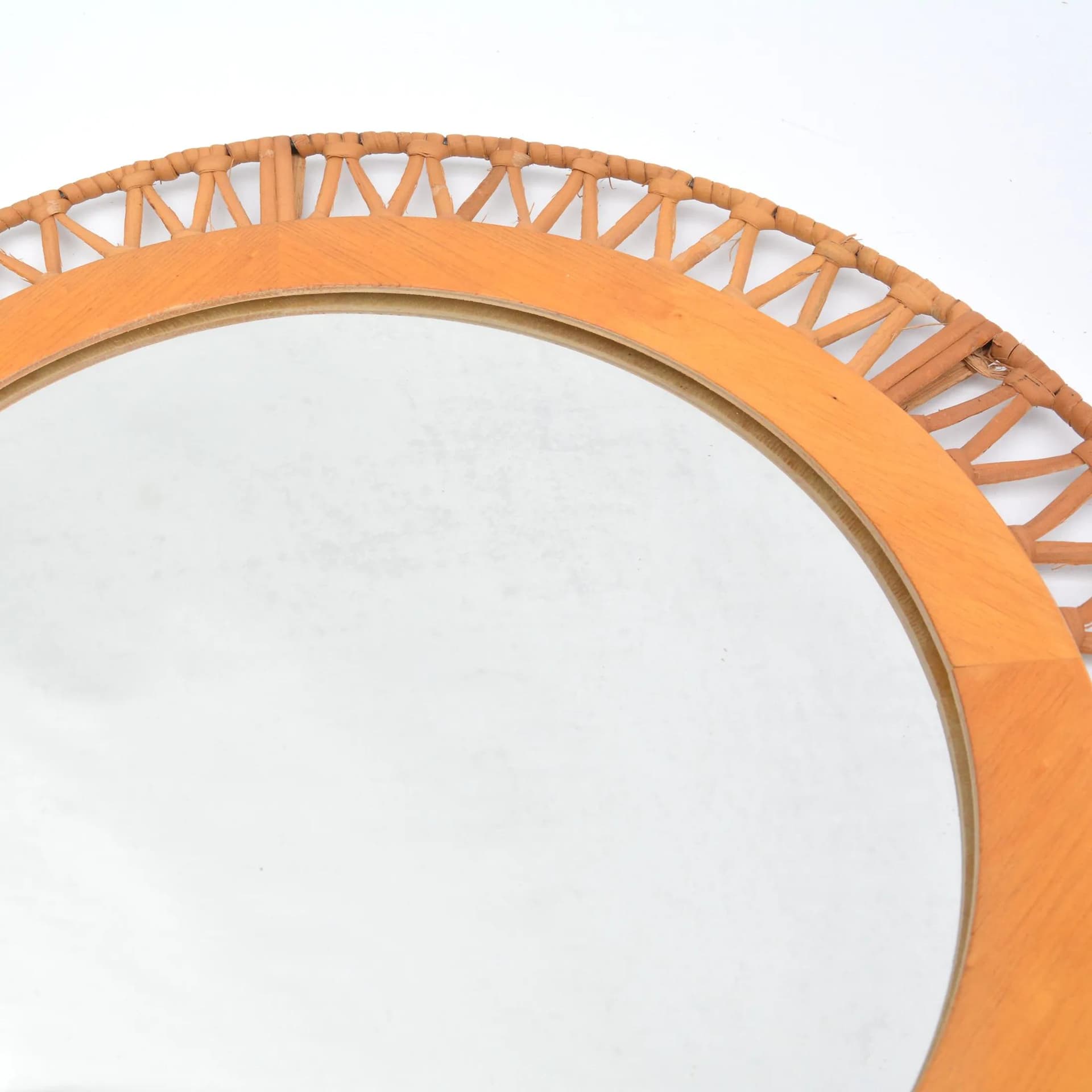 Wall Mirror Round, beige, beech, rattan, Denmark, 1970s. - 126222