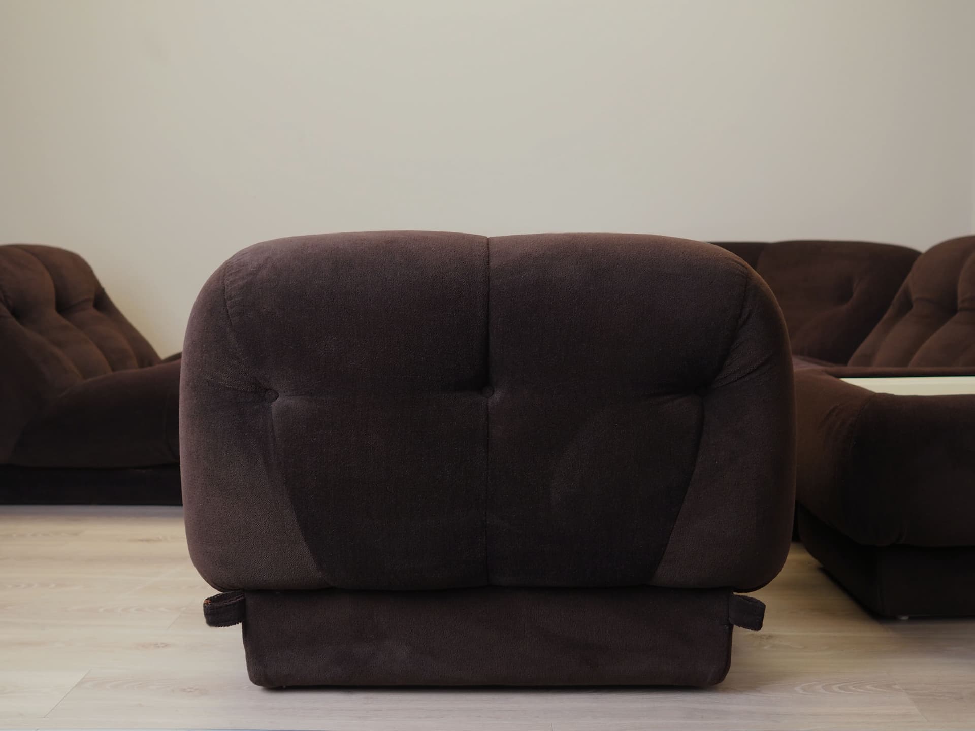 Komplet wypoczynkowy Nuvolone, velvet brązowy, proj. R. Maturi, Włochy, lata 70. - 125832