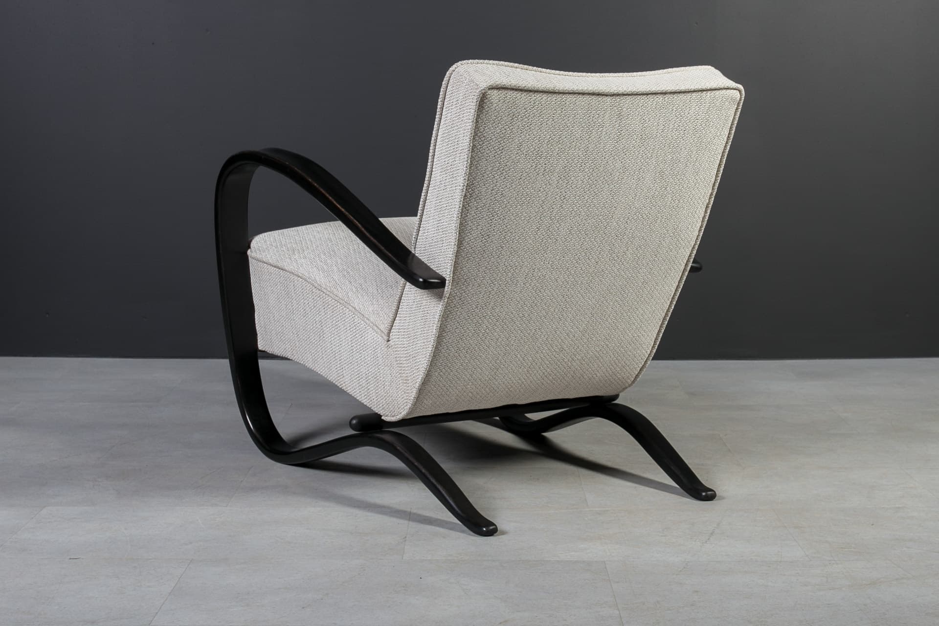 Fotel H269, Art déco, szary, buk, proj. J. Halabala, UP Závody, Czechosłowacja, lata 30. - 8427