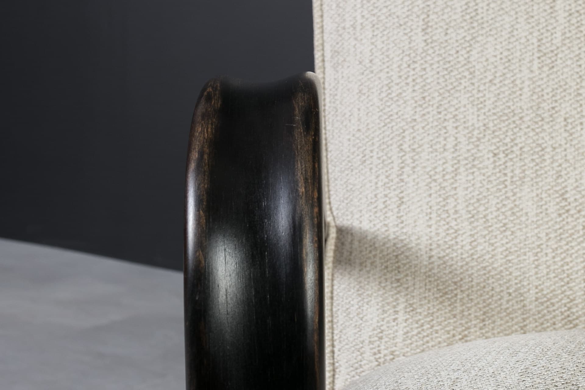 Fotel H269, Art déco, szary, buk, proj. J. Halabala, UP Závody, Czechosłowacja, lata 30. - 8421