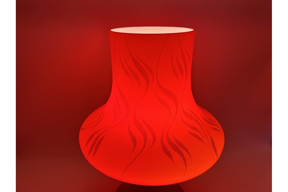 Czerwona szklana lampa stołowa, proj. S. Tabera dla OPP Jihlava, Czechosłowacja, lata 70. - 78296