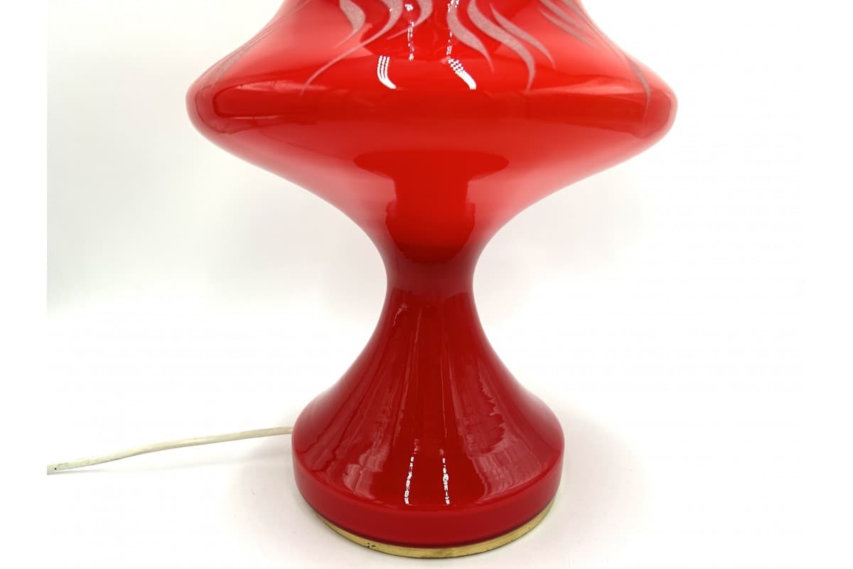 Czerwona szklana lampa stołowa, proj. S. Tabera dla OPP Jihlava, Czechosłowacja, lata 70. - 78289