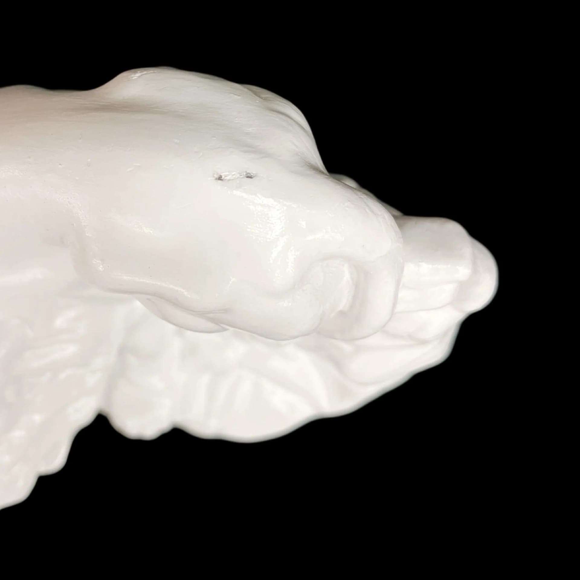 Figura lwa art déco, biały, ceramika, Czechy, początek XX w. - 129442