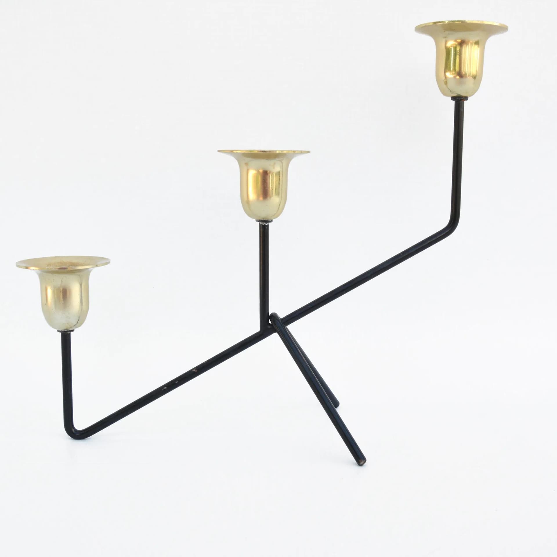 Świecznik stołowy minimalistyczny, aluminium czarne, mosiądz złoty, Belgia, lata 70. - 128587