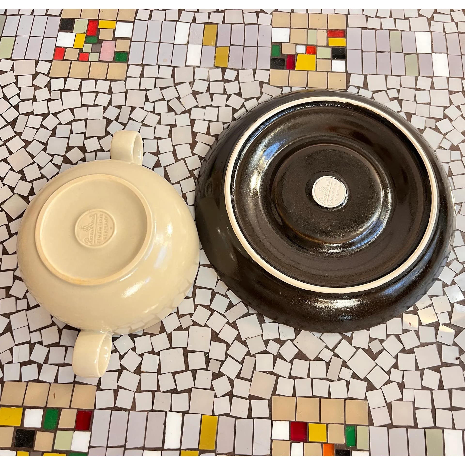 Bulionetka Terra Campagna, porcelana beżowy, proj. W. Karnagel, Rosenthal Studio-line, Niemcy, lata 70. - 127673