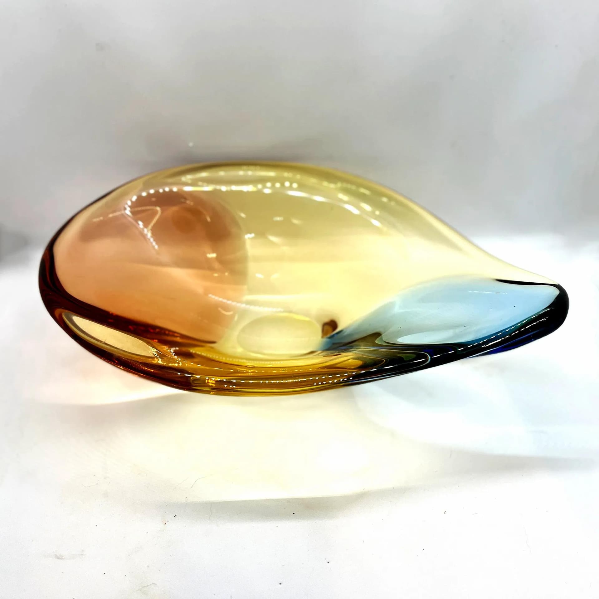 Centerpiece Romana, multicolor glass, by H. Machovská, Huta Mstisov / Karlovarske Sklo, Czechoslovakia, 1960s. - 127238