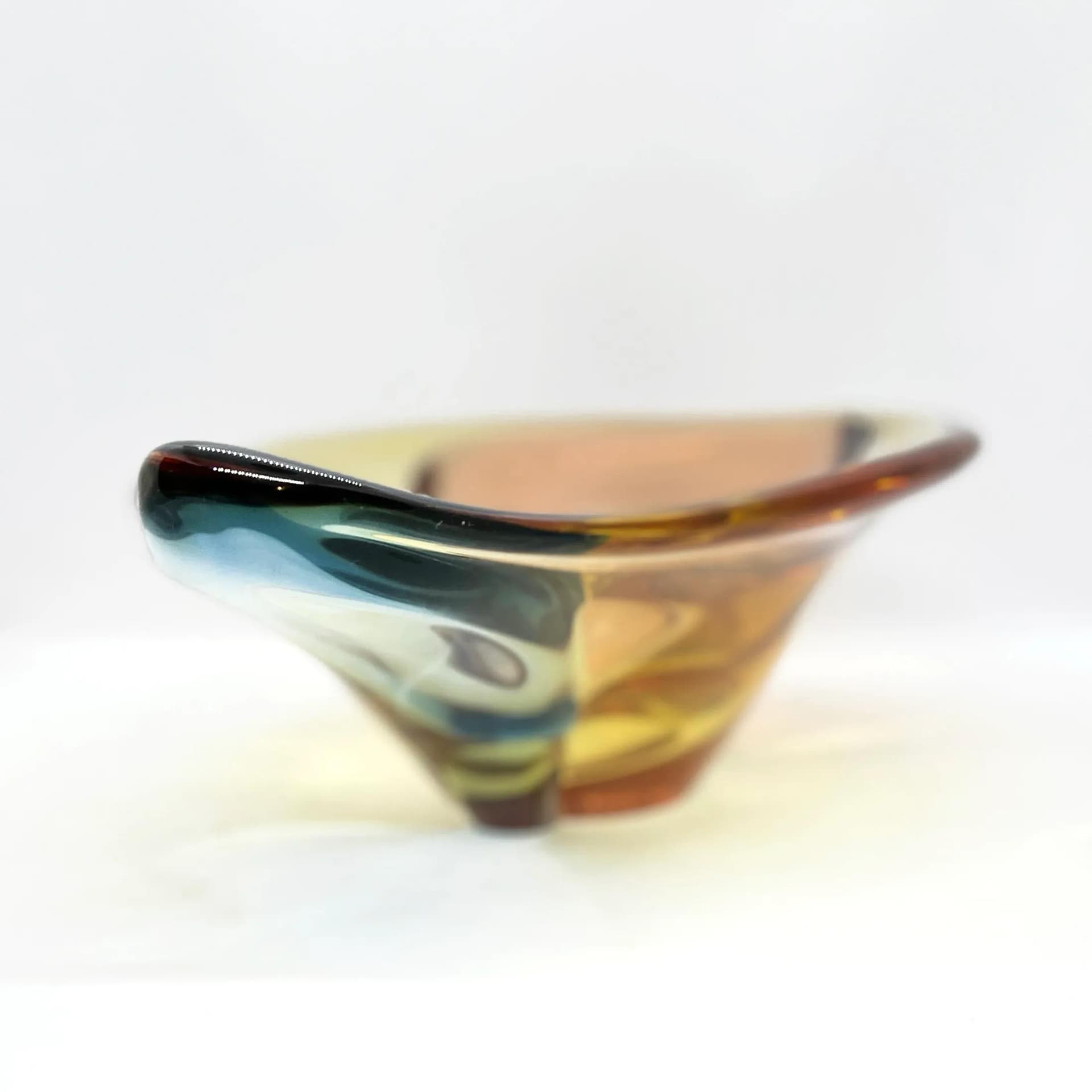 Centerpiece Romana, multicolor glass, by H. Machovská, Huta Mstisov / Karlovarske Sklo, Czechoslovakia, 1960s. - 127230