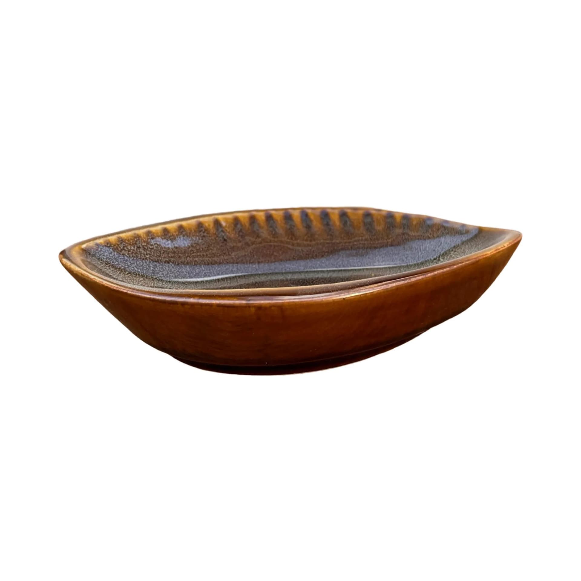 Popielnica liść, brązowy, porcelit, proj. A. Sadulski, Polska, lata 70. - 127117