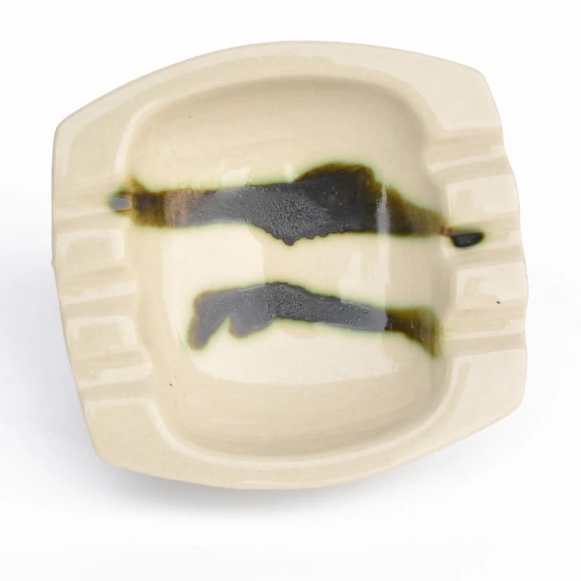 Ashtray Brussel, beige ceramic, Ditmar Urbach, Czechoslovakia, 1960s.