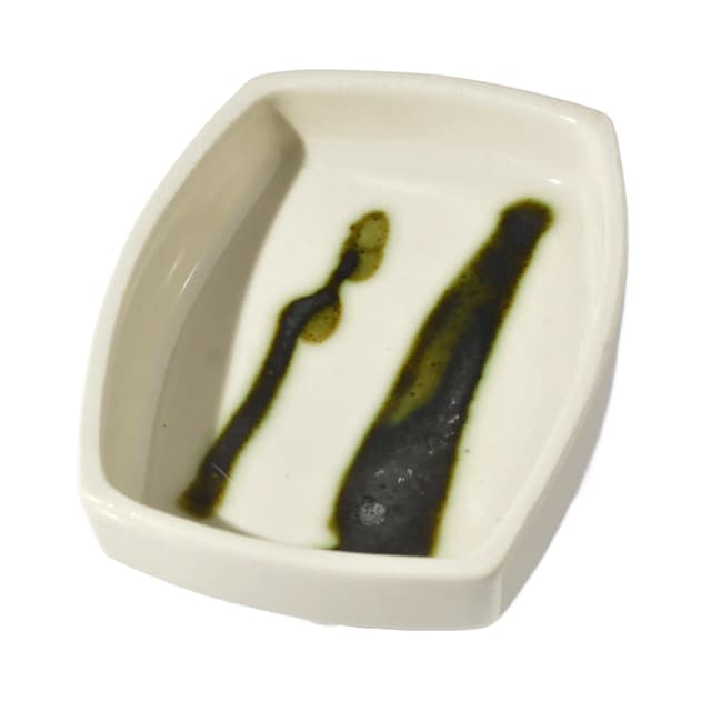 Ashtray, Brussels style, ivory white ceramics, Ditmar Urbach, Czechoslovakia, 1960s. - DIMENSION