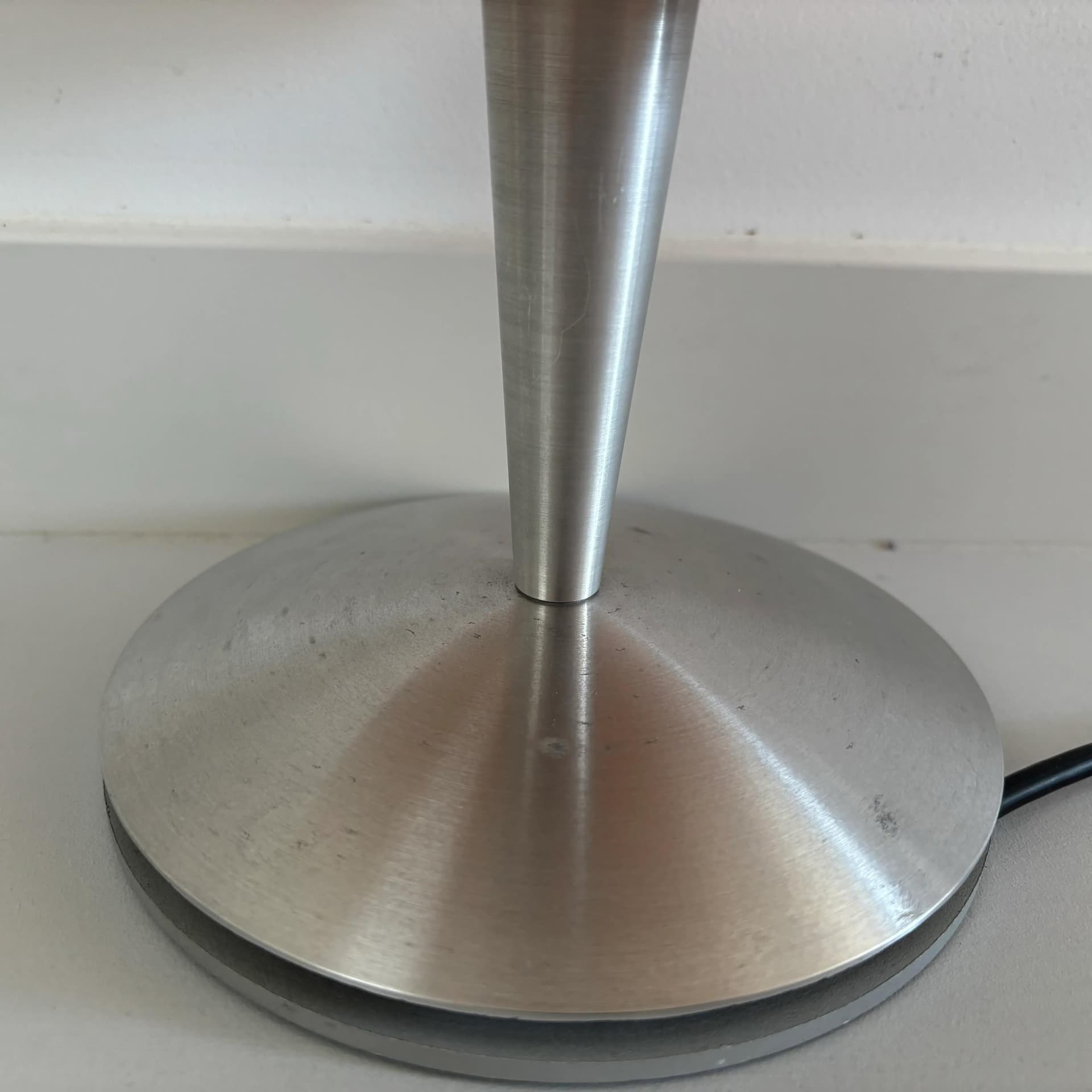 Lampa stołowa, aluminium beżowy, proj. J.-M. Da Costa, Serien, Niemcy, lata 90. - 8831