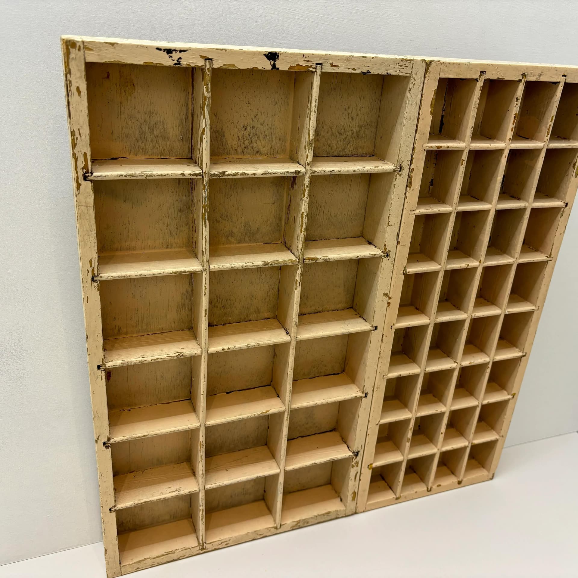Organizer, beige, beech, Germany, 1950s. - 8821