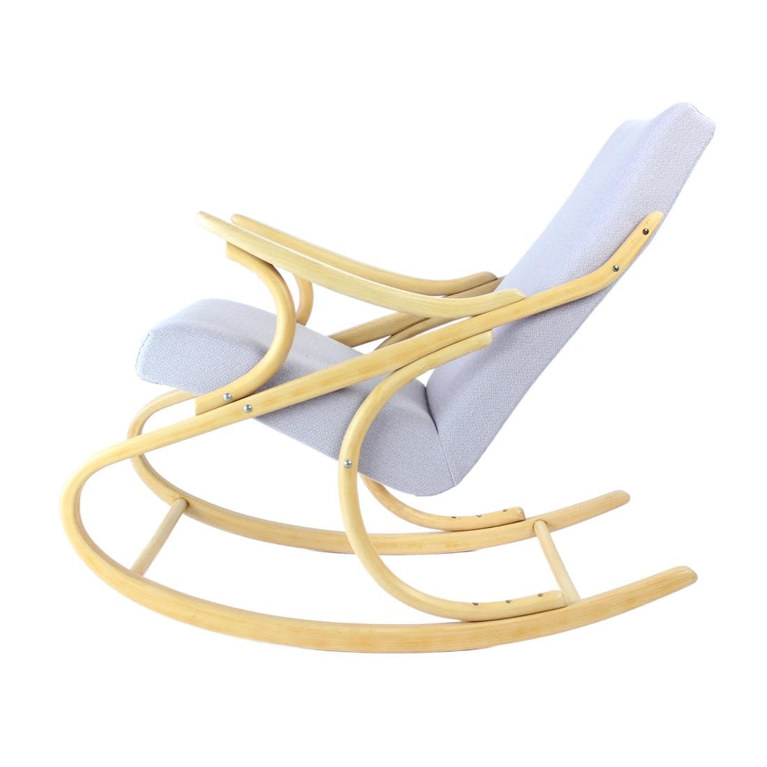 Fotel bujany, dąb blond, tkanina fioletowa, TON, Czechosłowacja, lata 60.