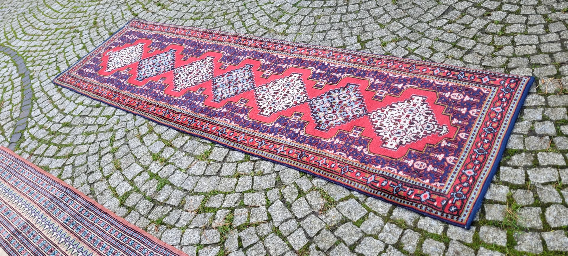 Rug Kazak 255x73cm, multicolor wool, India, early 20th c. - 130058