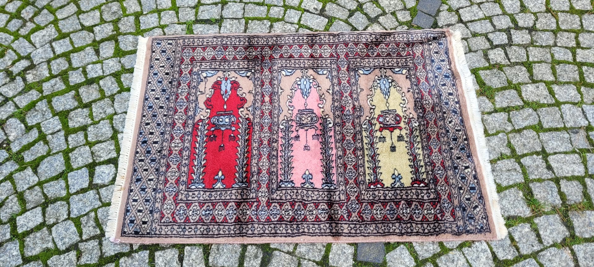 LŚNIĄCY DYWAN BUCHARA RĘCZNIE TKANY PAKISTAN 63/96CM - 130087