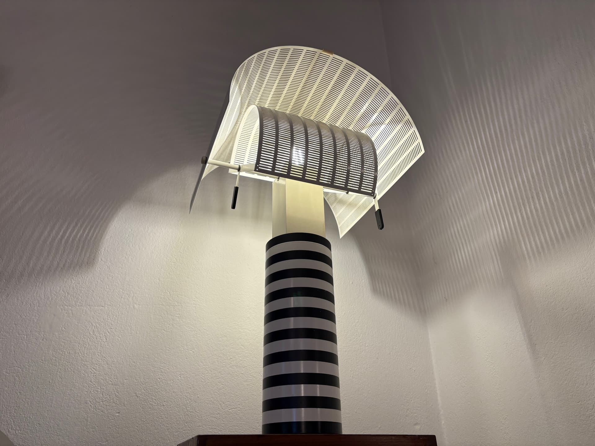 Lampa Shogun proj. Mario Botta , Artemide. Włochy, 1986r. - 130228