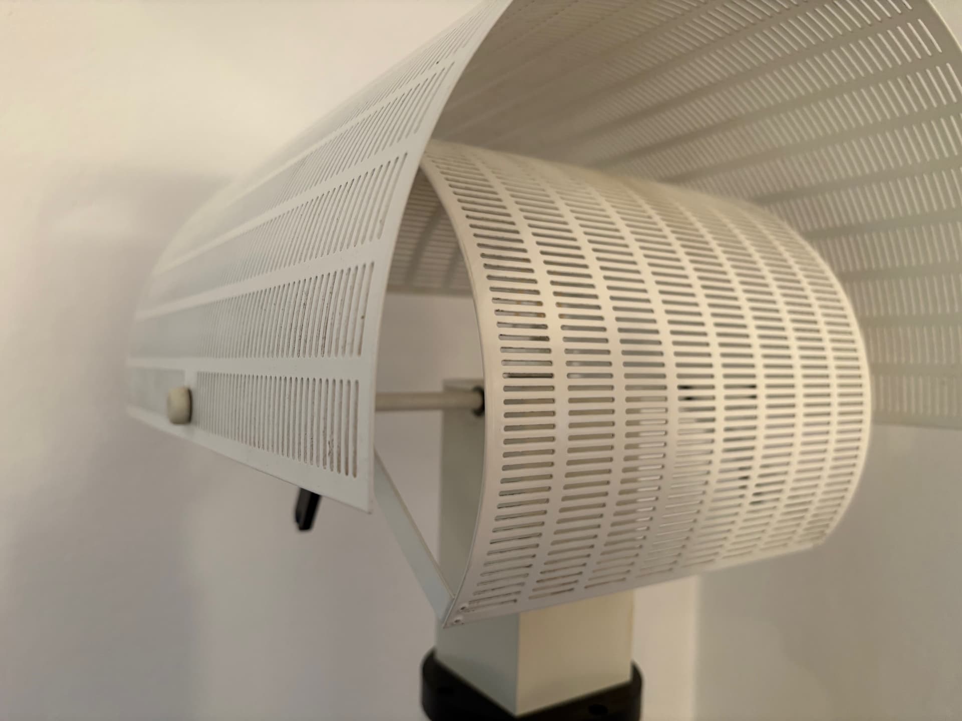 Lampa Shogun proj. Mario Botta , Artemide. Włochy, 1986r. - 130234