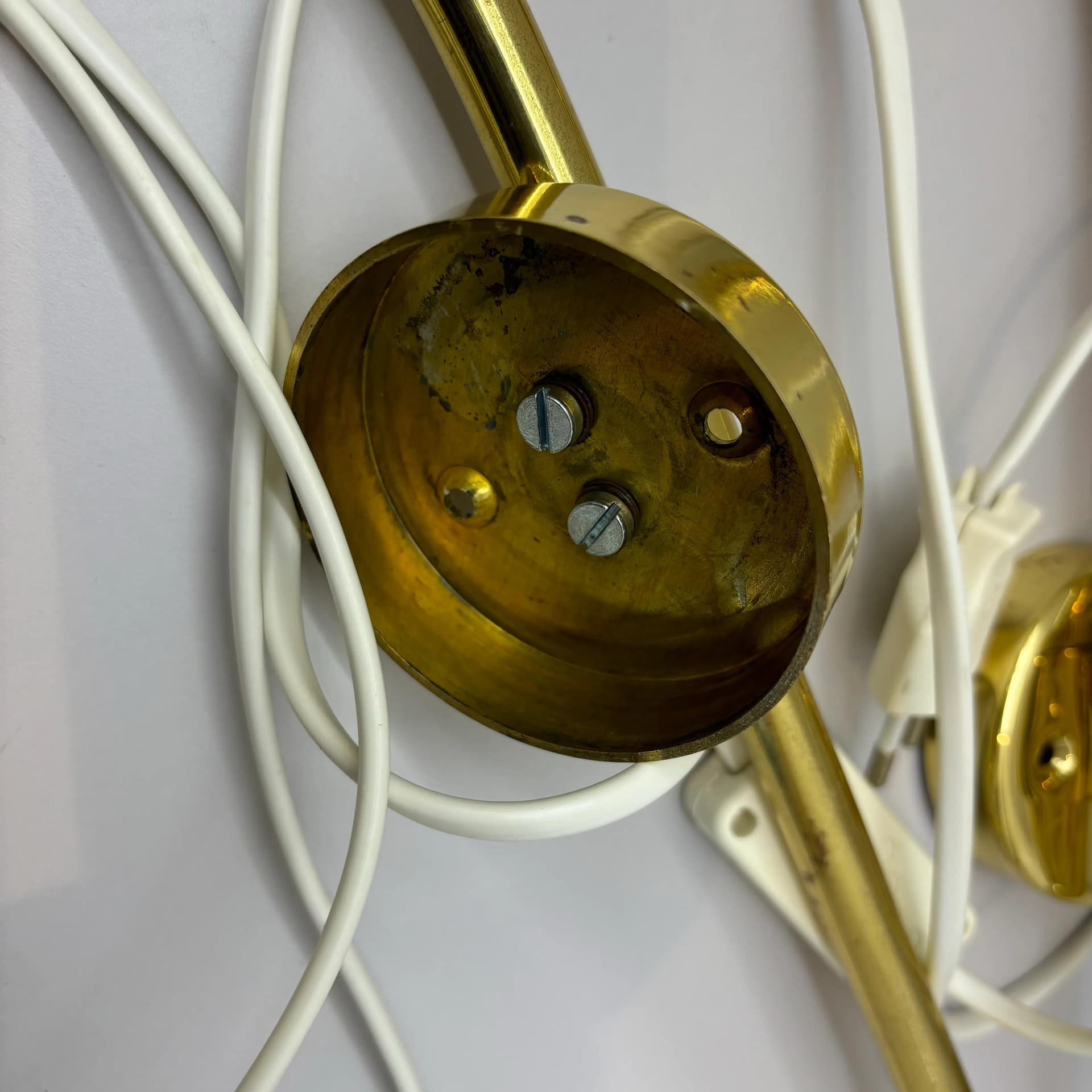 Pair of modernist wall sconces, golden brass, Germany, 1980s. - 9018