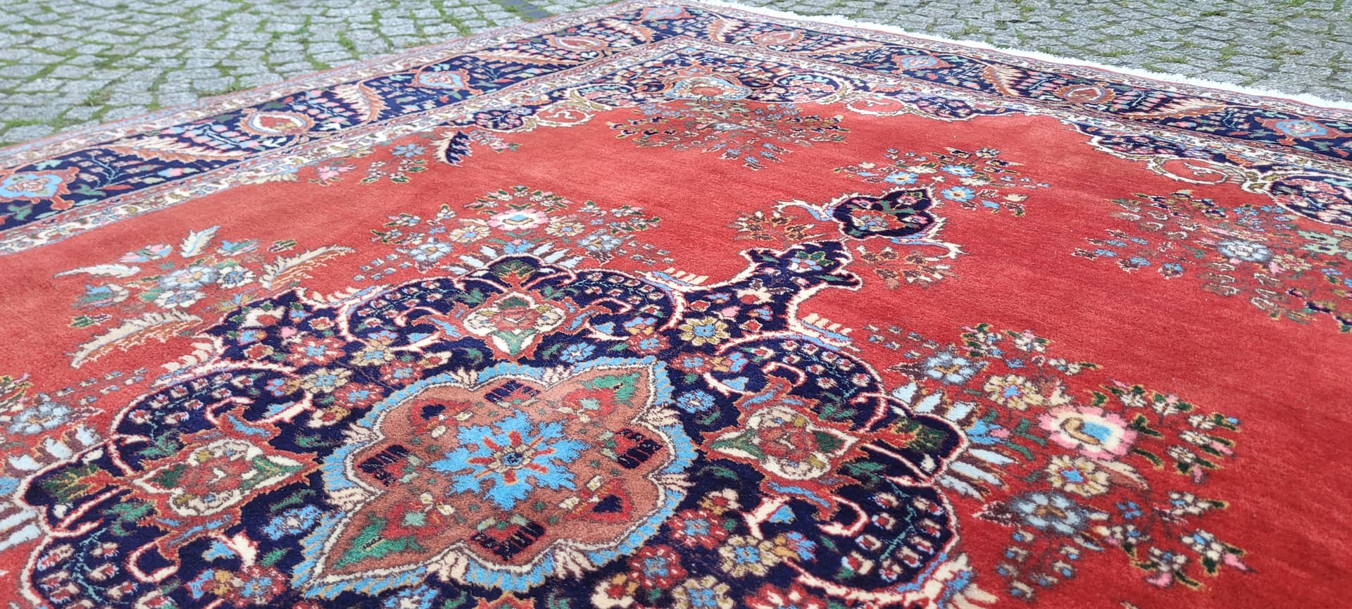 Rug Kashmar, red, wool, India, early 20th c. - 131653