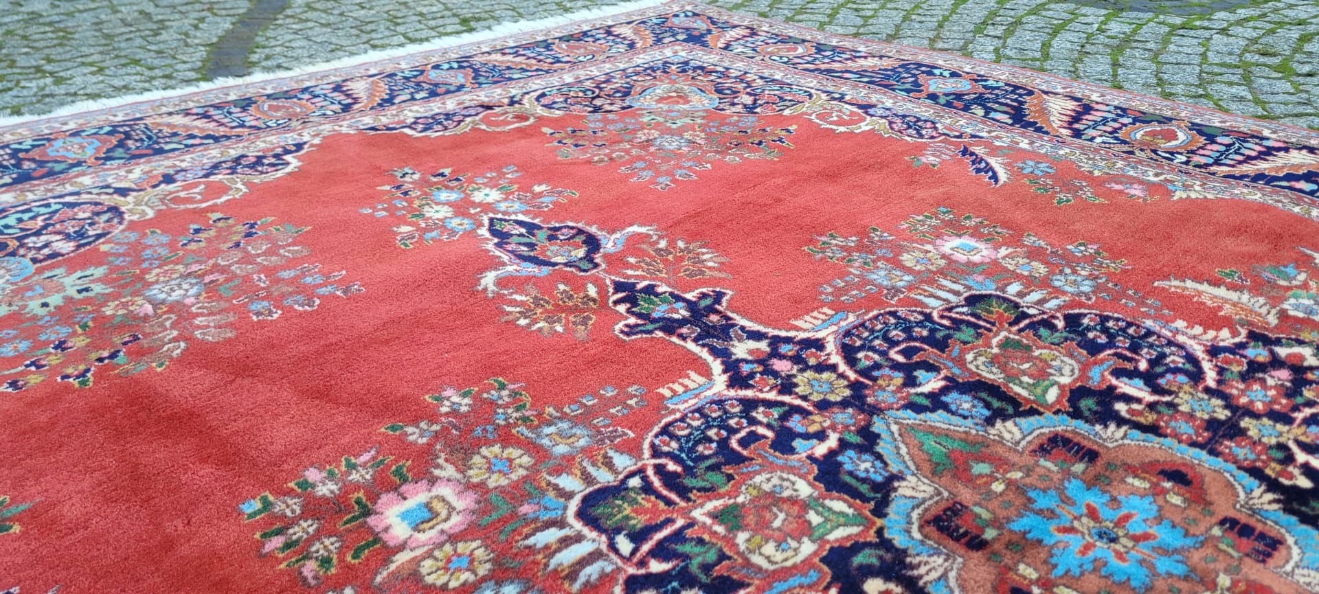 Rug Kashmar, red, wool, India, early 20th c. - 131654