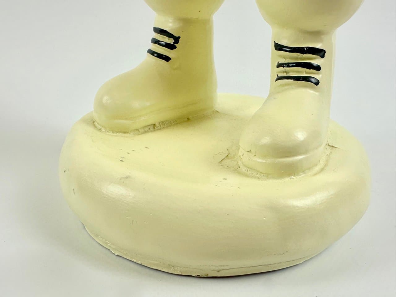 Figurka Bibendum, kość słoniowa, Francja, lata 70. - 149902