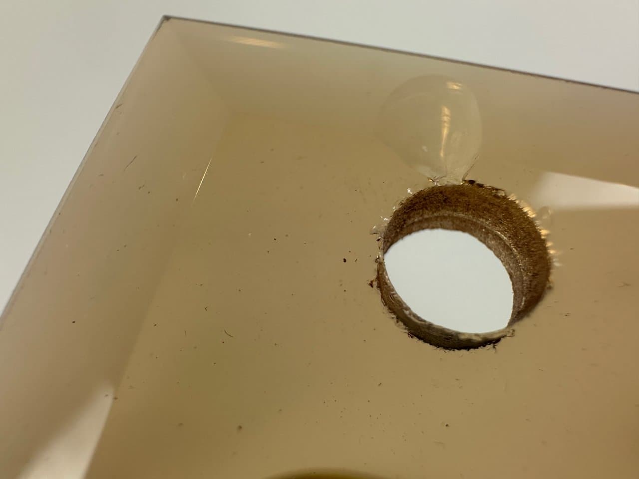 Para kinkietów Model 1720/1, złoto, szkło przydymione, Szwecja, lata 70. - 149942