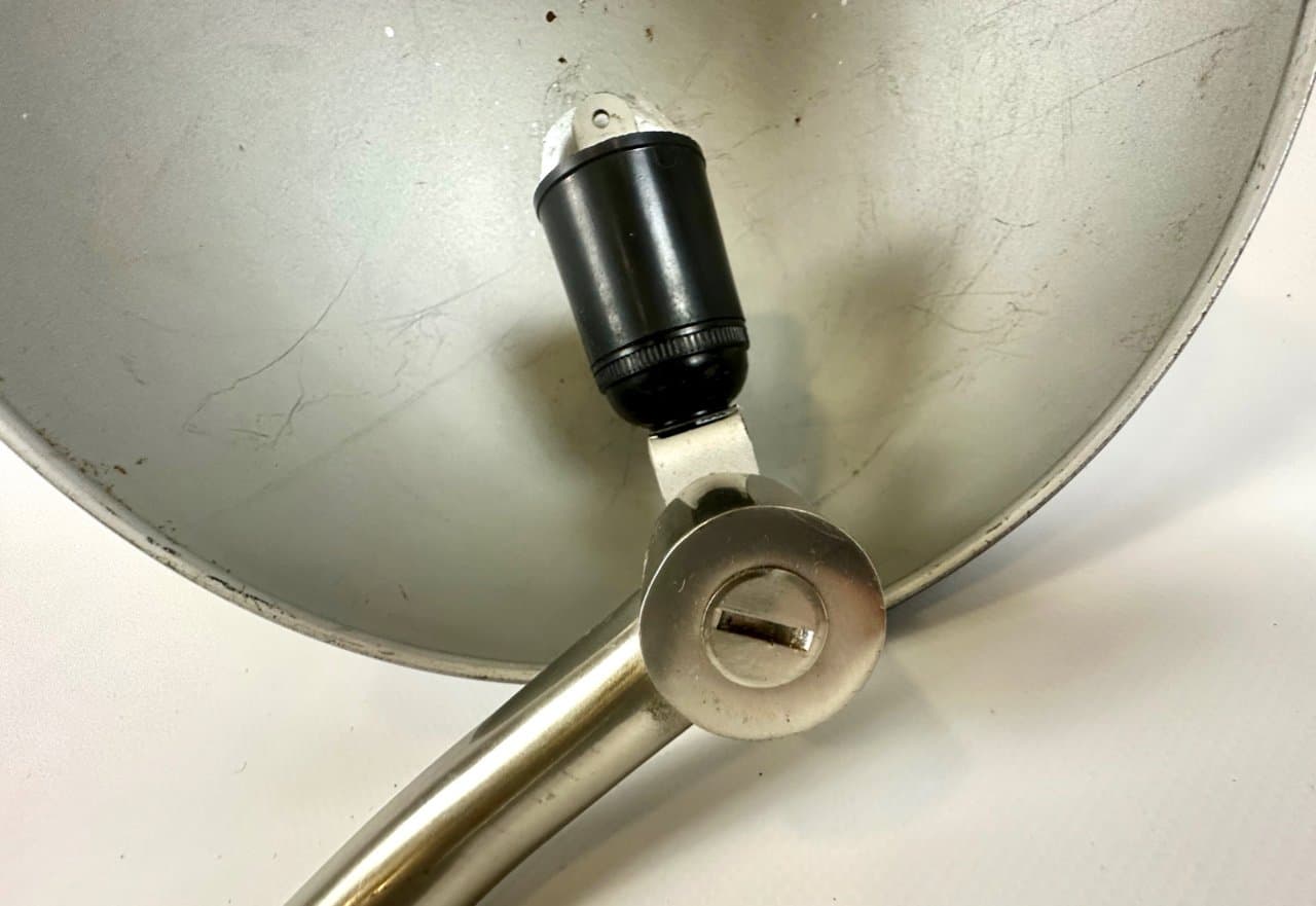 Lampa biurkowa, szary oliwkowy, metal nikiel, Hiszpania, lata 70. - 149964