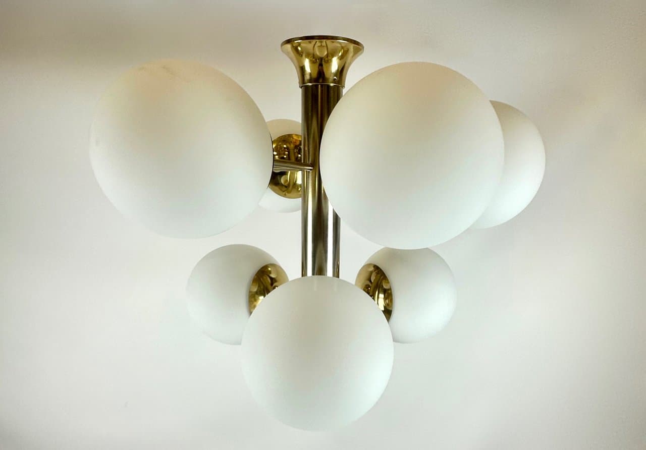 Chandelier Atomic, golden brass, glass, Germany, 1970s. - 150154