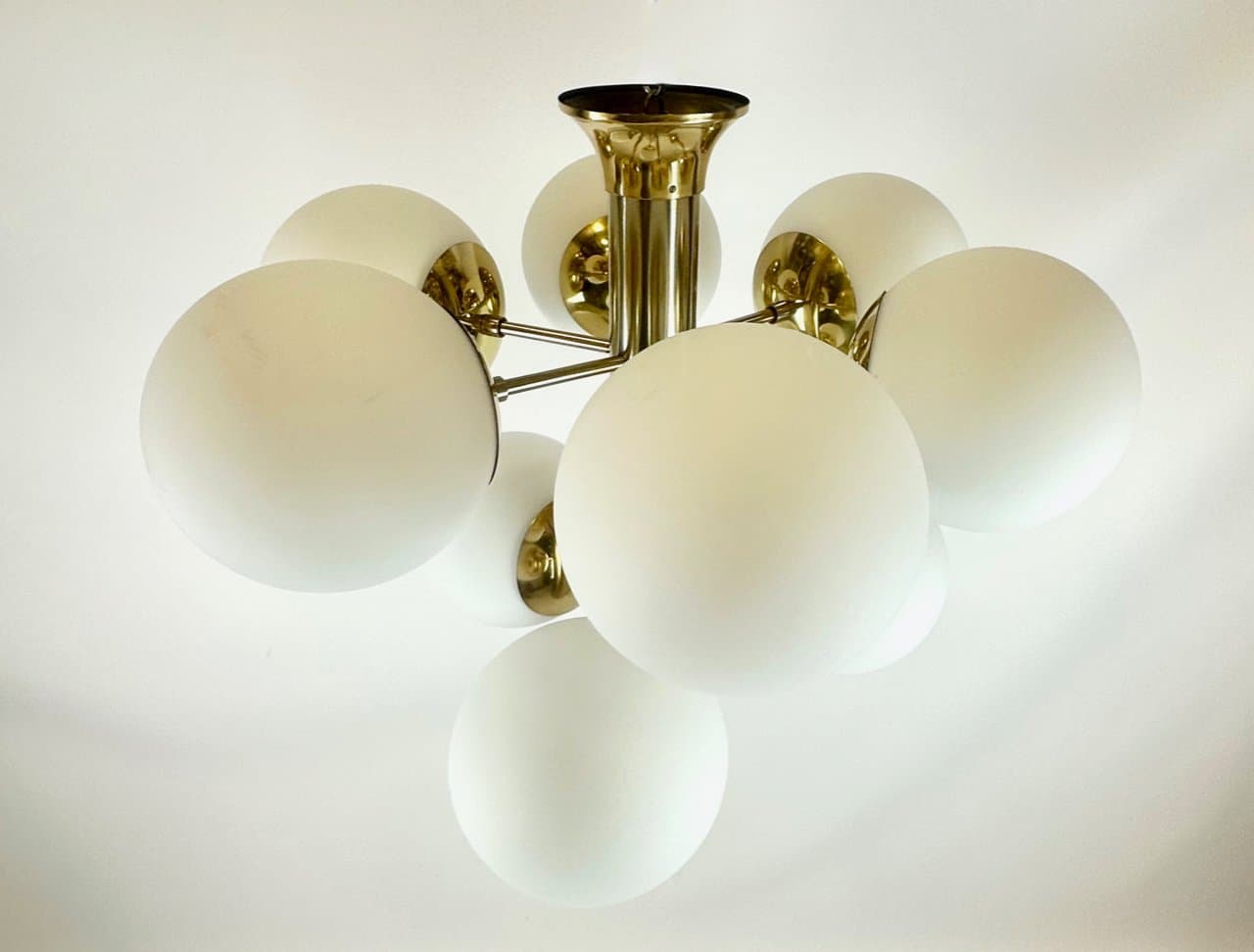 Chandelier Atomic, golden brass, glass, Germany, 1970s. - 150153