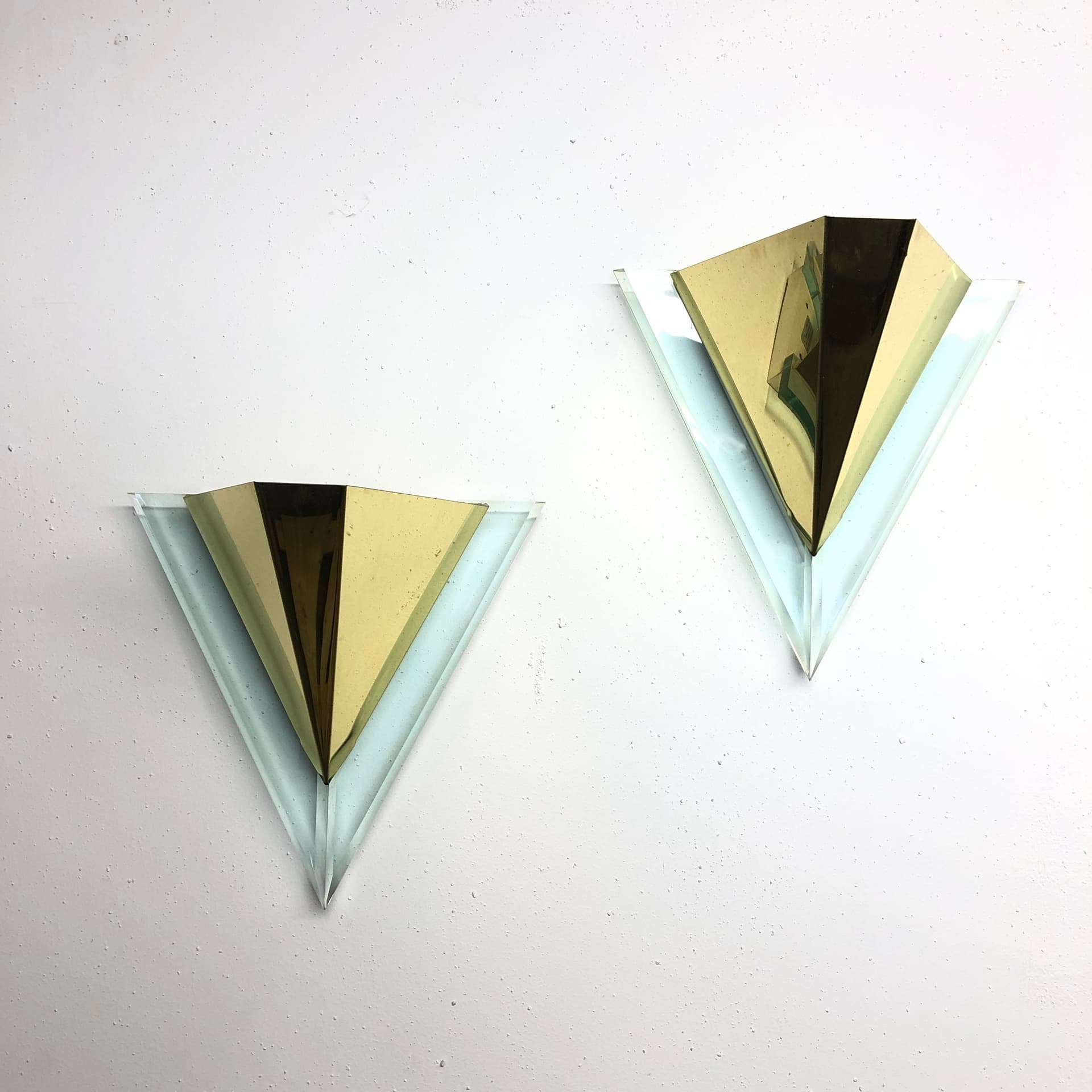 Pair of wall sconces Art Deco, gilt metal, acrylic, Germany, 1990s. - 131812