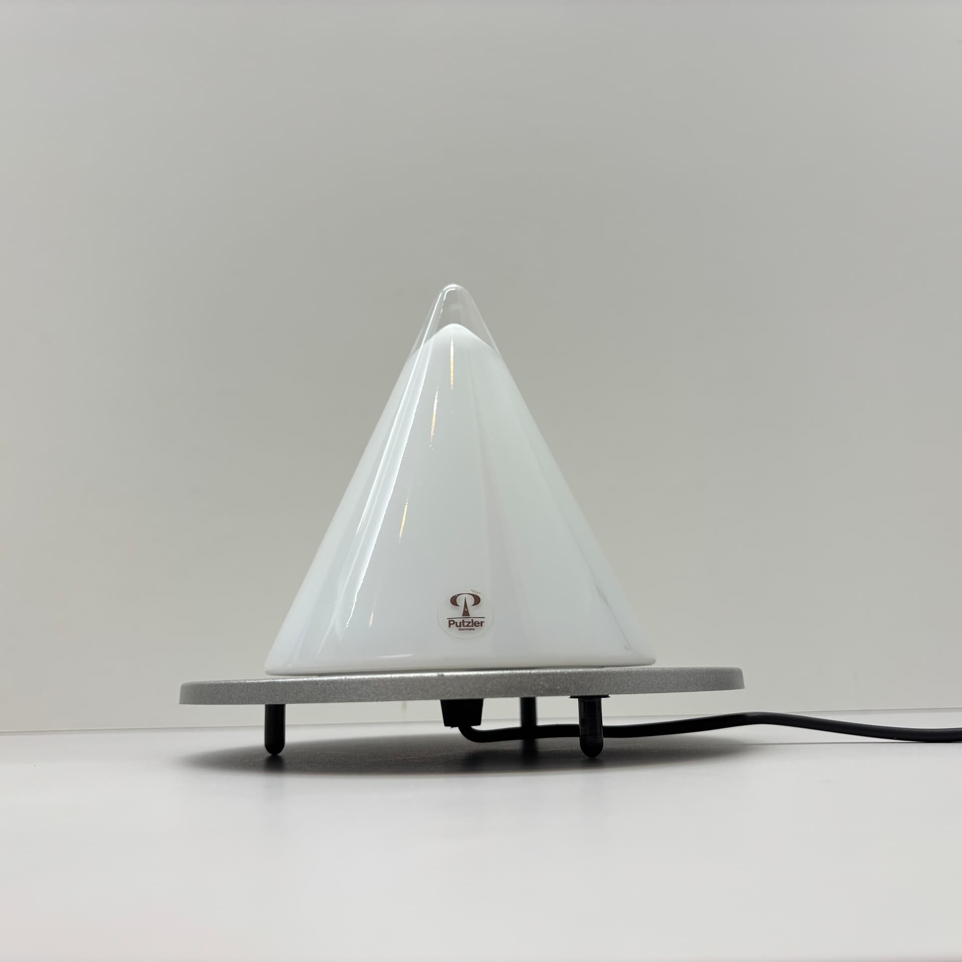 Lampka nocna, ivory white szkło, Peill&Putzler, Niemcy, lata 80. - 131851