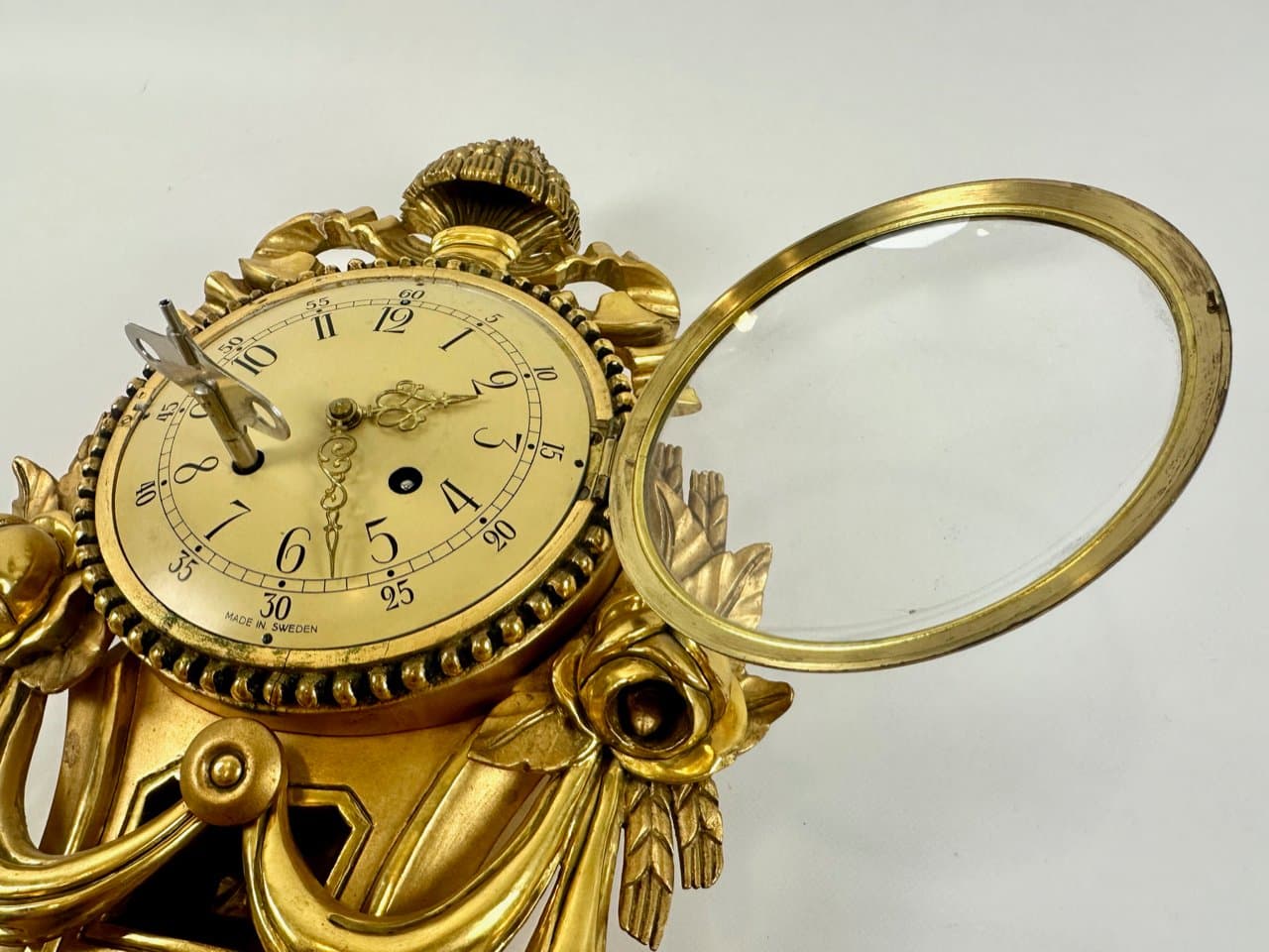 Zegar ścienny Rococo, złoty, drewno, Szwecja, lata 60. - 150238