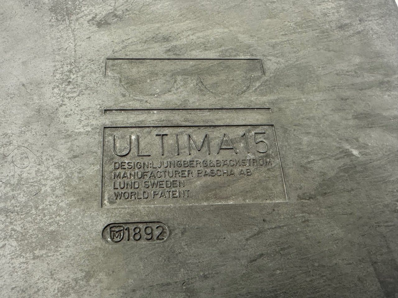 Popielniczka Ultima 15, srebrny, aluminium, proj. H. Bäckström, B. Ljungberg, Dania, lata 60. - 150279
