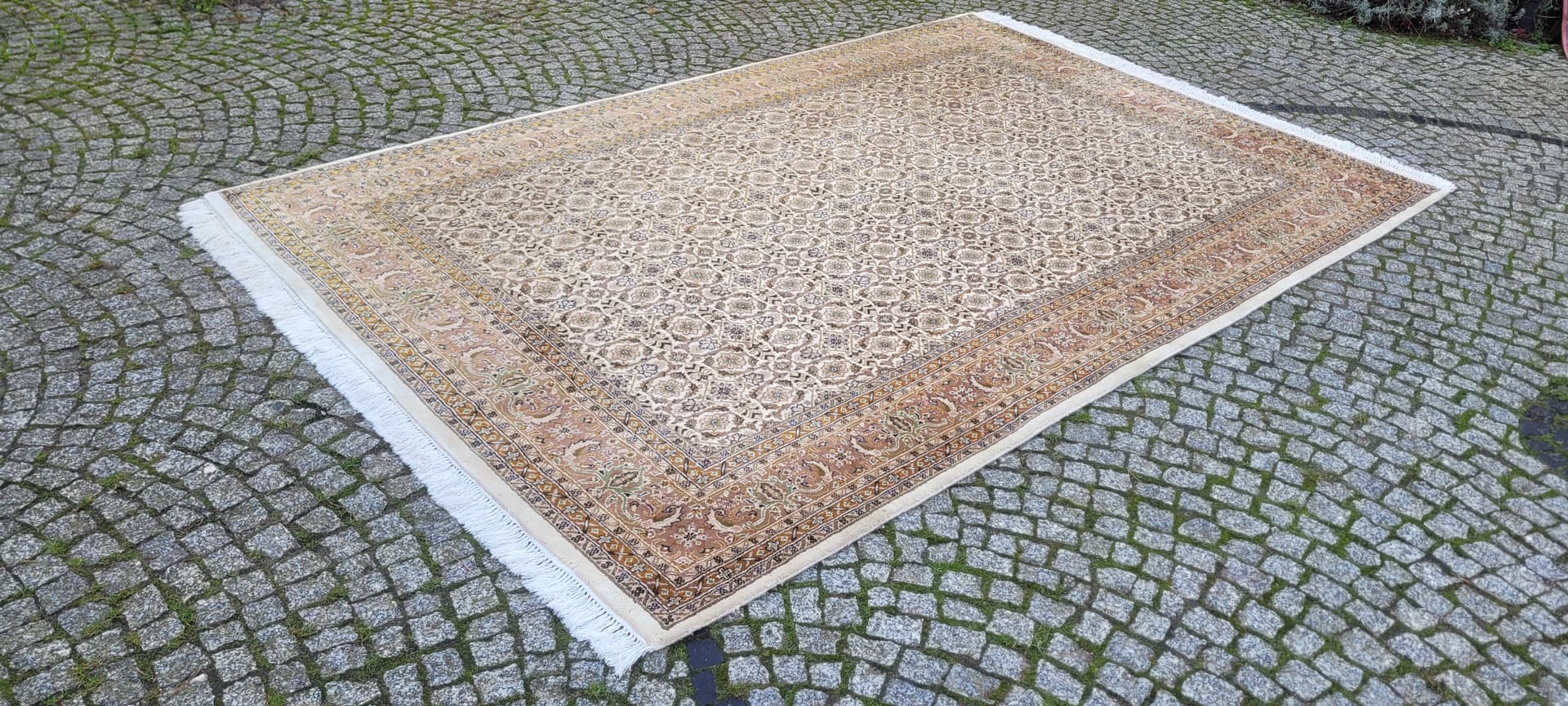 Dywan Indo Bidjar 200x330cm, kość słoniowa, wełna, Indie, lata 80. - 131863