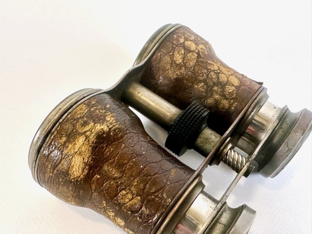 Lornetka Le Jockey Club, brązowy, skóra, mosiądz, Francja, XIX w. - 150468