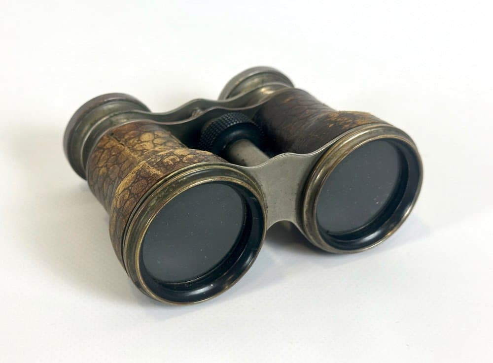 Lornetka Le Jockey Club, brązowy, skóra, mosiądz, Francja, XIX w. - 150469