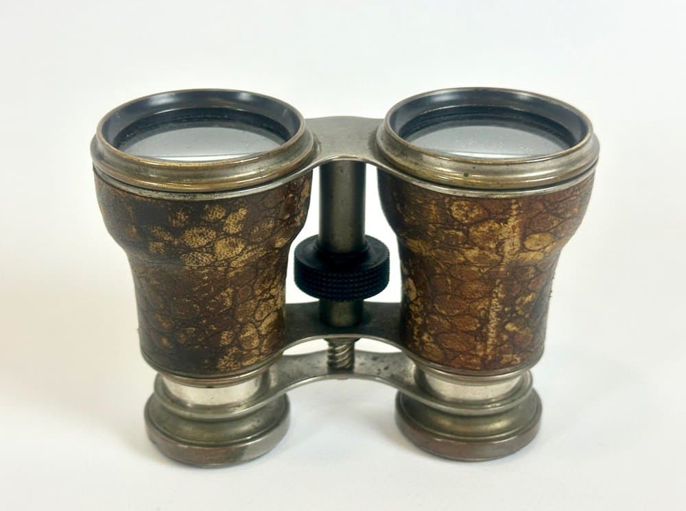 Lornetka Le Jockey Club, brązowy, skóra, mosiądz, Francja, XIX w. - 150467