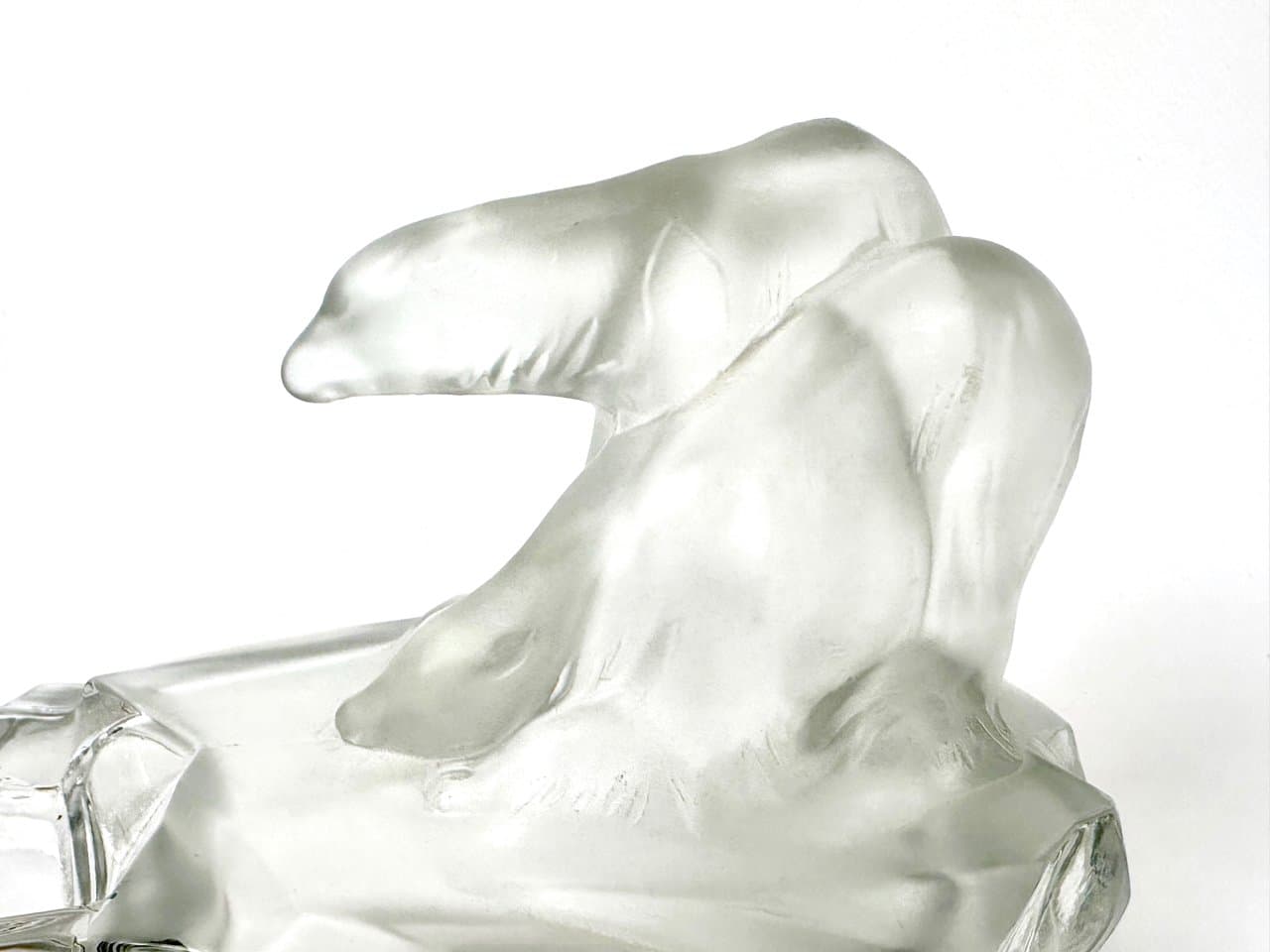 Popielniczka Art Deco Niedźwiedź polarny, szkło transparentne, Czechy, lata 30. - 150709