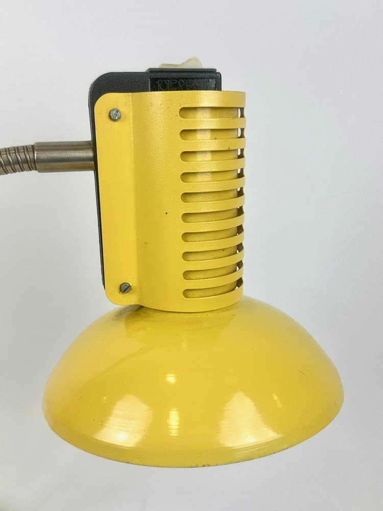 Lampa biurkowa, żółty, metal, proj. T. Rudkiewicz, Polam, Polska, lata 80. - 150740