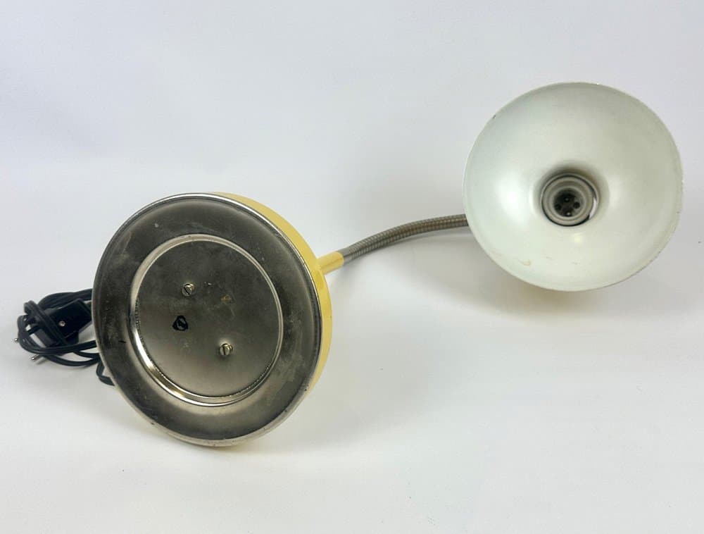 Lampa biurkowa, żółty, metal, proj. T. Rudkiewicz, Polam, Polska, lata 80. - 150741