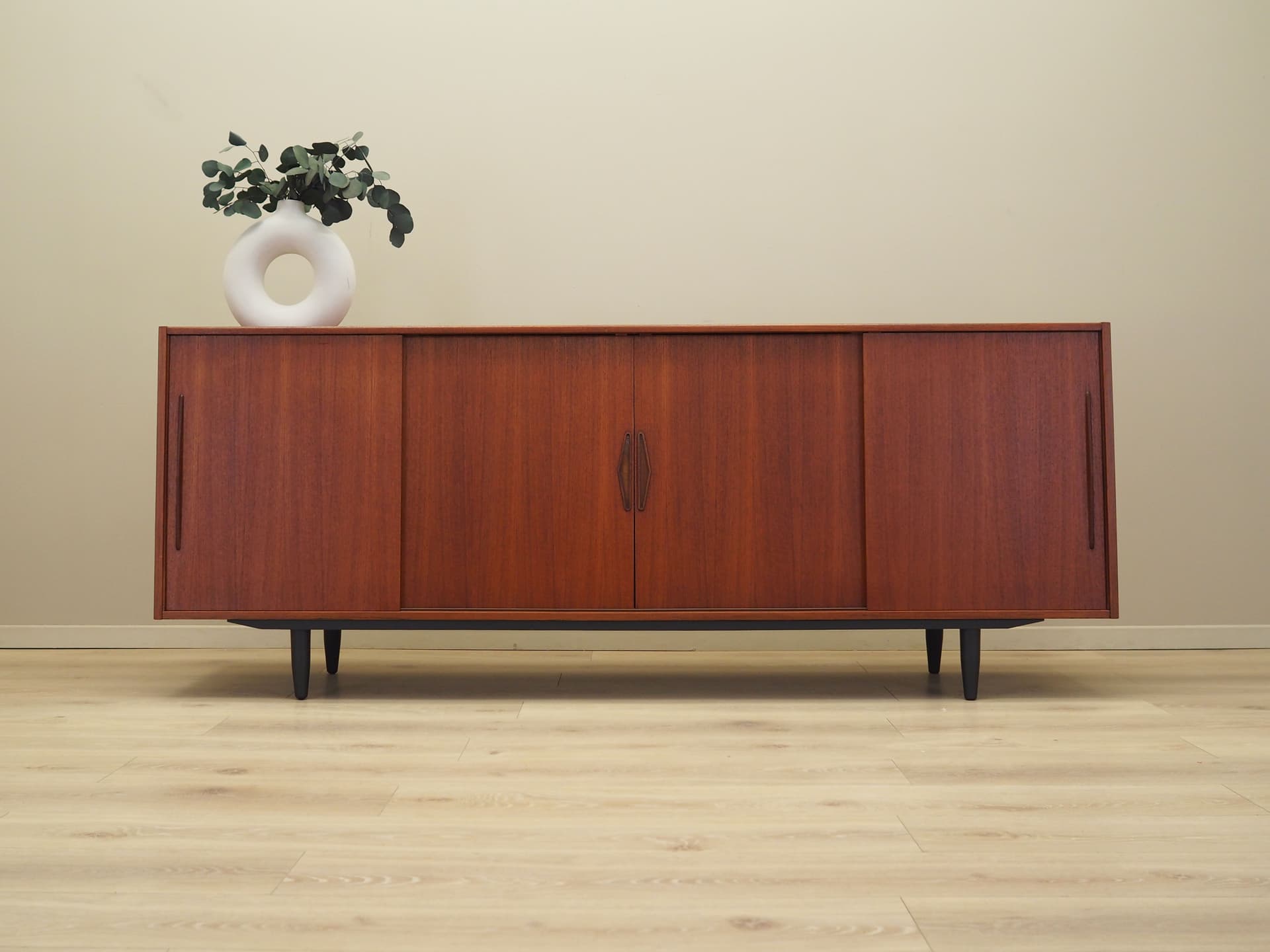 Sideboard, teak pomarańczowy, Dania, lata 70. - 76348