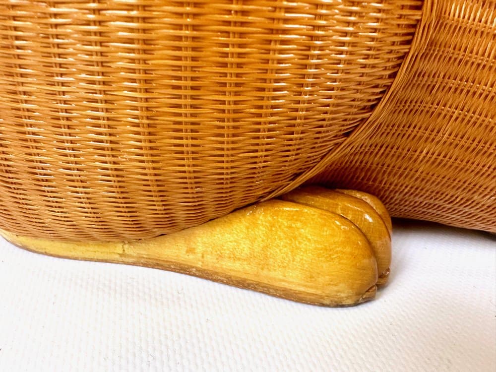 Box Shanghai Zhejiang Handicrafts Collection, light brown, rattan, wood, China, 1950s. - 151179