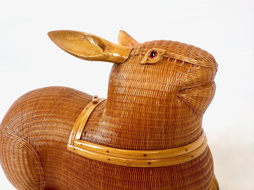 Box Shanghai Zhejiang Handicrafts Collection, light brown, rattan, wood, China, 1950s. - 151172